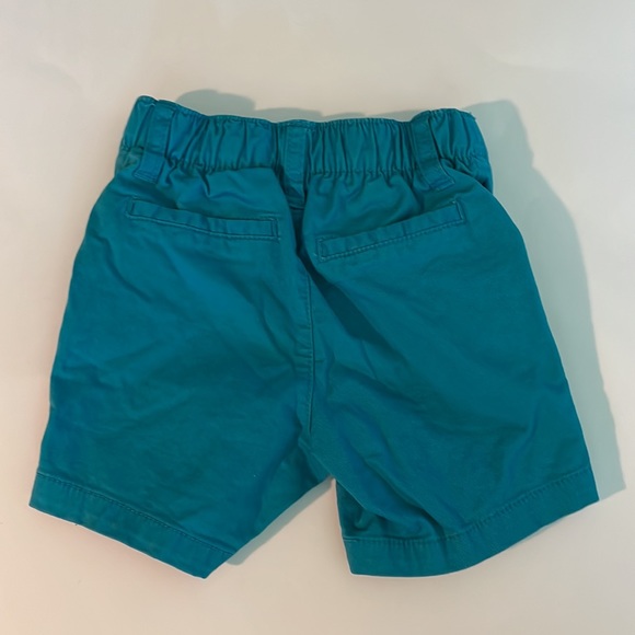 Old Navy shorts - Picture 2 of 2